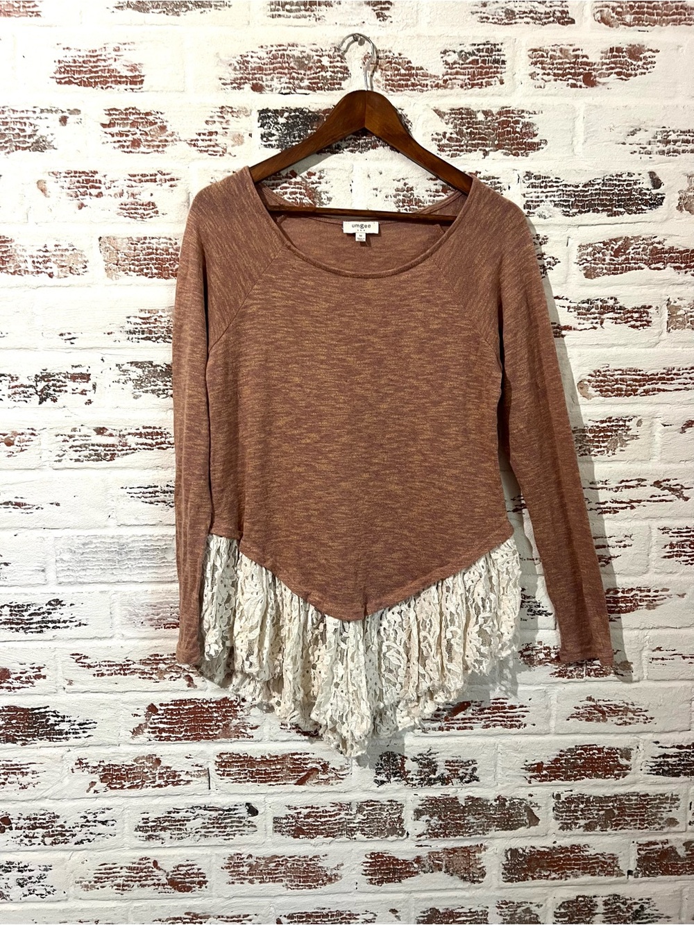 Umgee Top Long Sleeve Heathered Rust Brown Cream Lace Hem Boho Hippie Fall Sz M